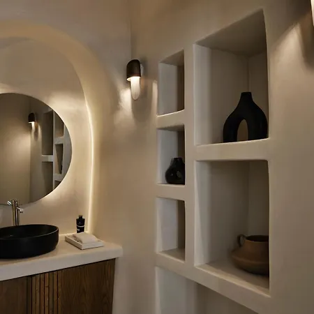 Andronis Luxury Hotel