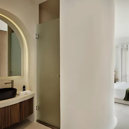 Andronis Luxury Hotel 5*