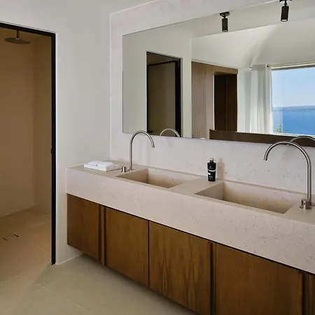 Andronis Luxury 5* Oia